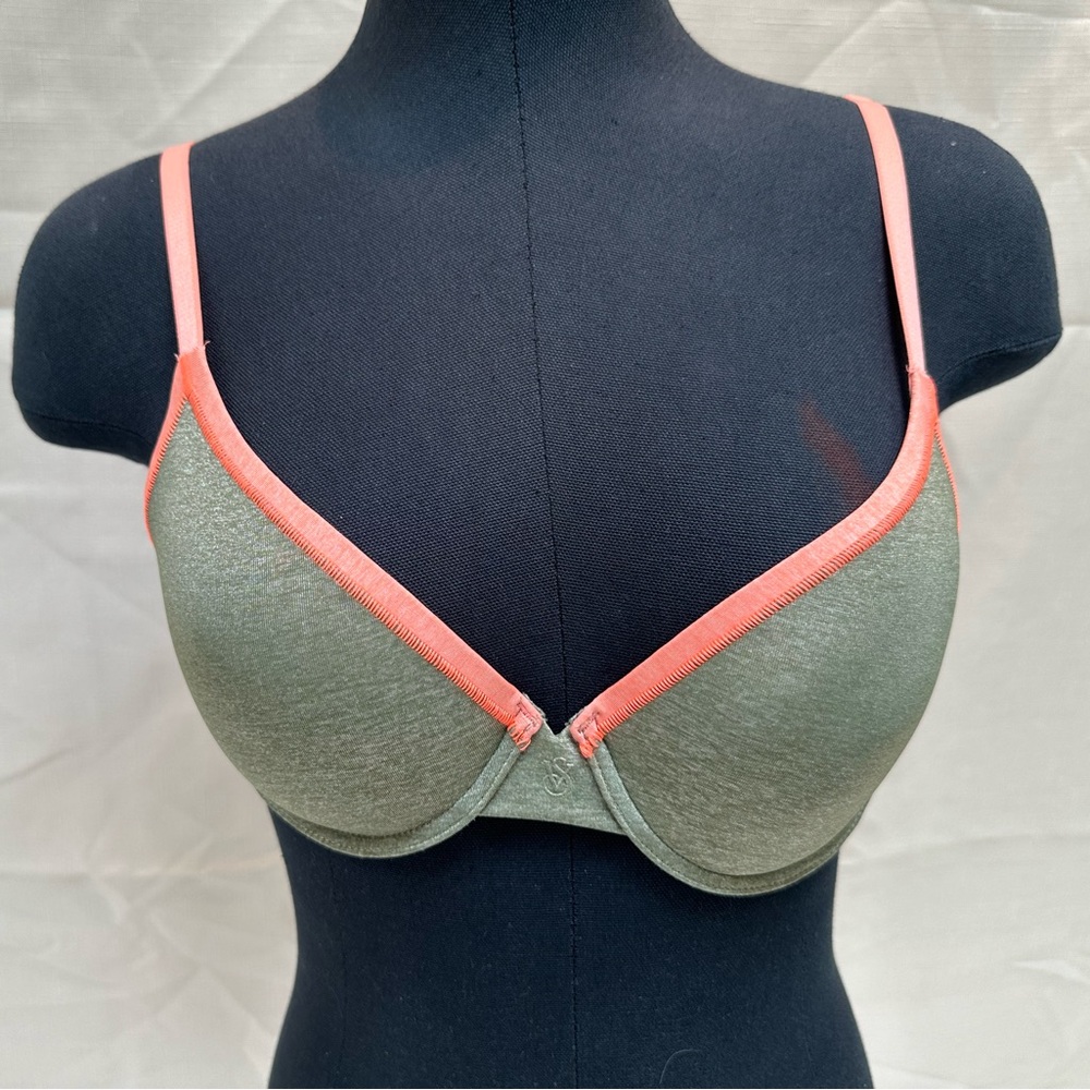 Victoria’s Secret bra